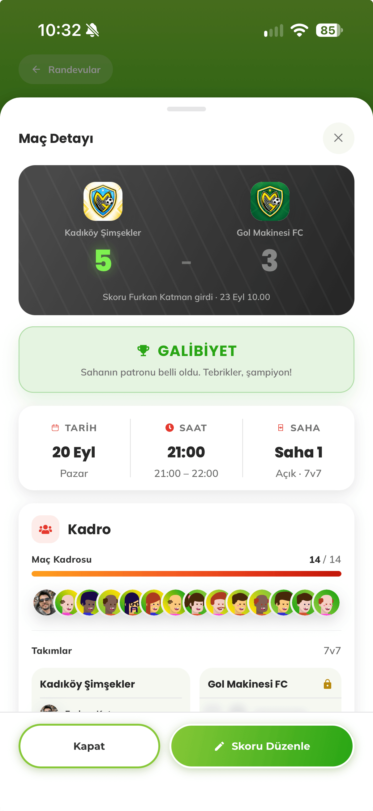 Geçmiş maç kartında skor ve rövanş teklifi düğmesi